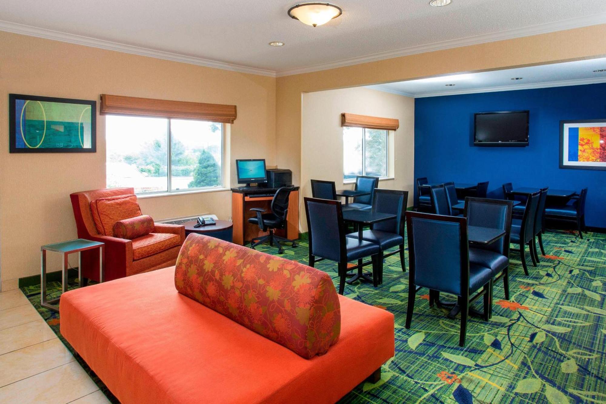 Fairfield Inn Middletown Monroe Екстериор снимка